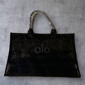 Alo Sheer Tote Bag - Black